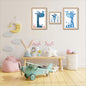 BipBop – Set 3 Quadri Cameretta Bambini con Cornice in Legno Naturale – Decorazioni Parete Cameretta Neonato – Set da Parete per Camera Bimbo e Bimba – mis. 35x50-30x30-35x50 - (Giraffa)