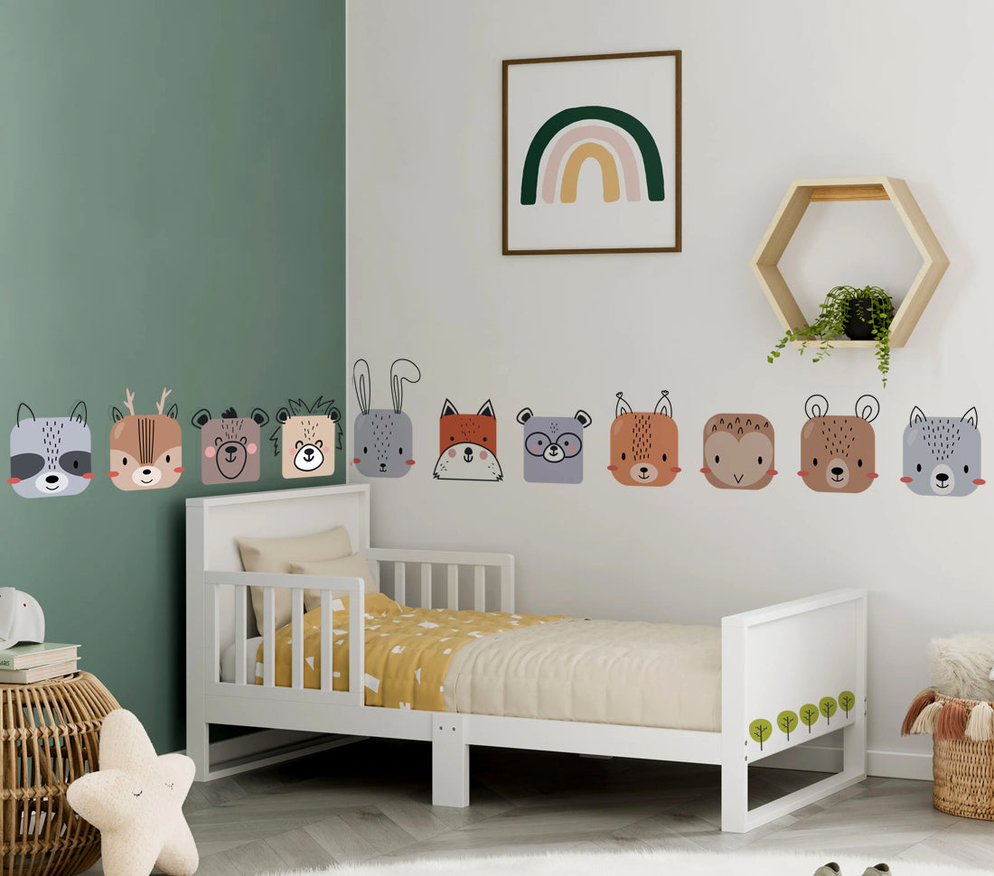 BipBop Stickers "Animals4 25 pezzi" Adesivi murali in tessuto Pemium" per bambini attacca e stacca, Sicuri e Atossici. Decorare pareti e mobili della cameretta dei bambini. Decori unici e creativi!"